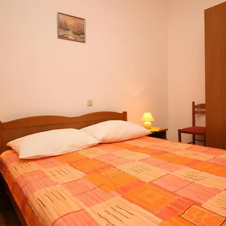 Apartment By The Sea Silo, Krk - 18670 Silo (Krk)